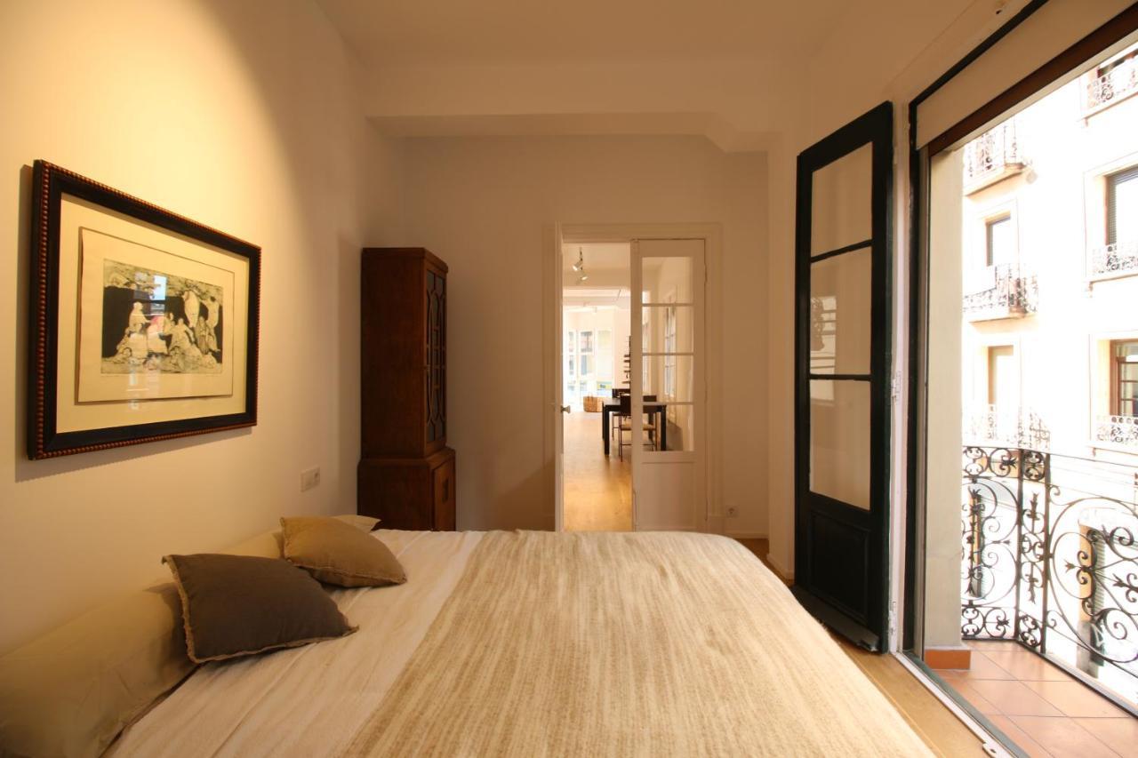 Exclusive And Luminous Apartment In The Coolest Area Of Bilbao Bagian luar foto