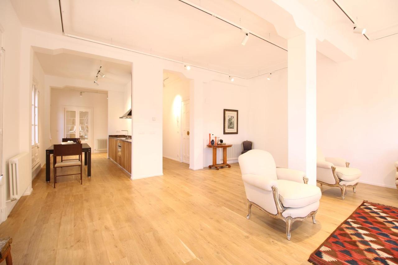 Exclusive And Luminous Apartment In The Coolest Area Of Bilbao Bagian luar foto