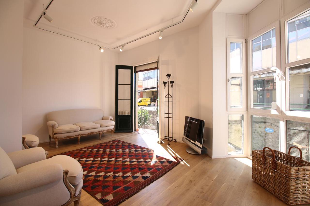 Exclusive And Luminous Apartment In The Coolest Area Of Bilbao Bagian luar foto